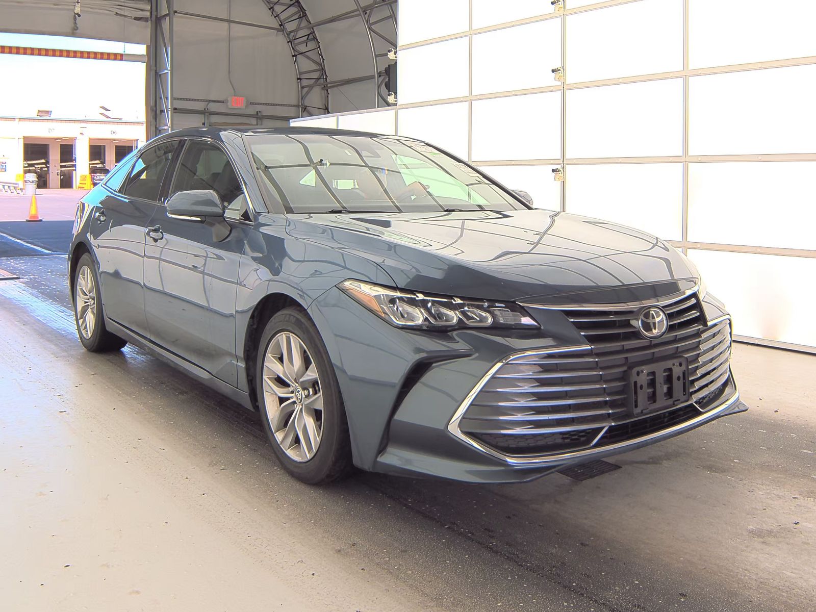 2021 Toyota Avalon XLE FWD