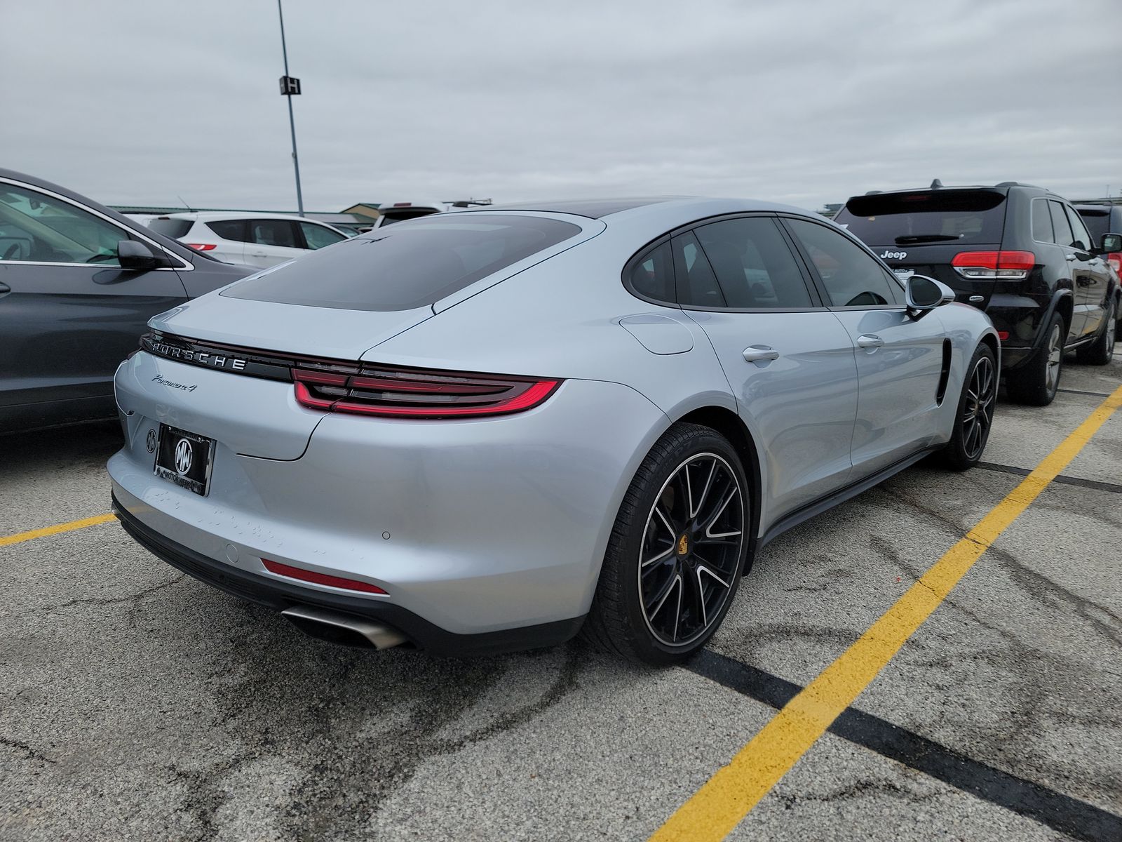 2018 Porsche Panamera 4 AWD