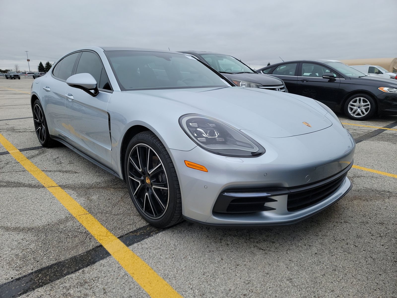 2018 Porsche Panamera 4 AWD