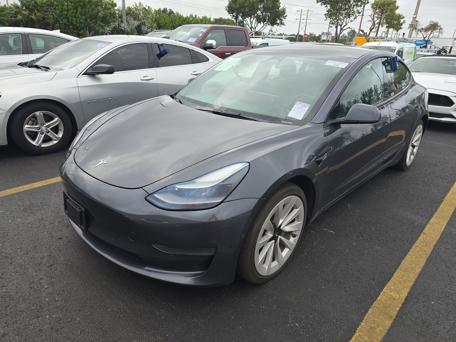 2022 Tesla Model 3 Standard Range RWD