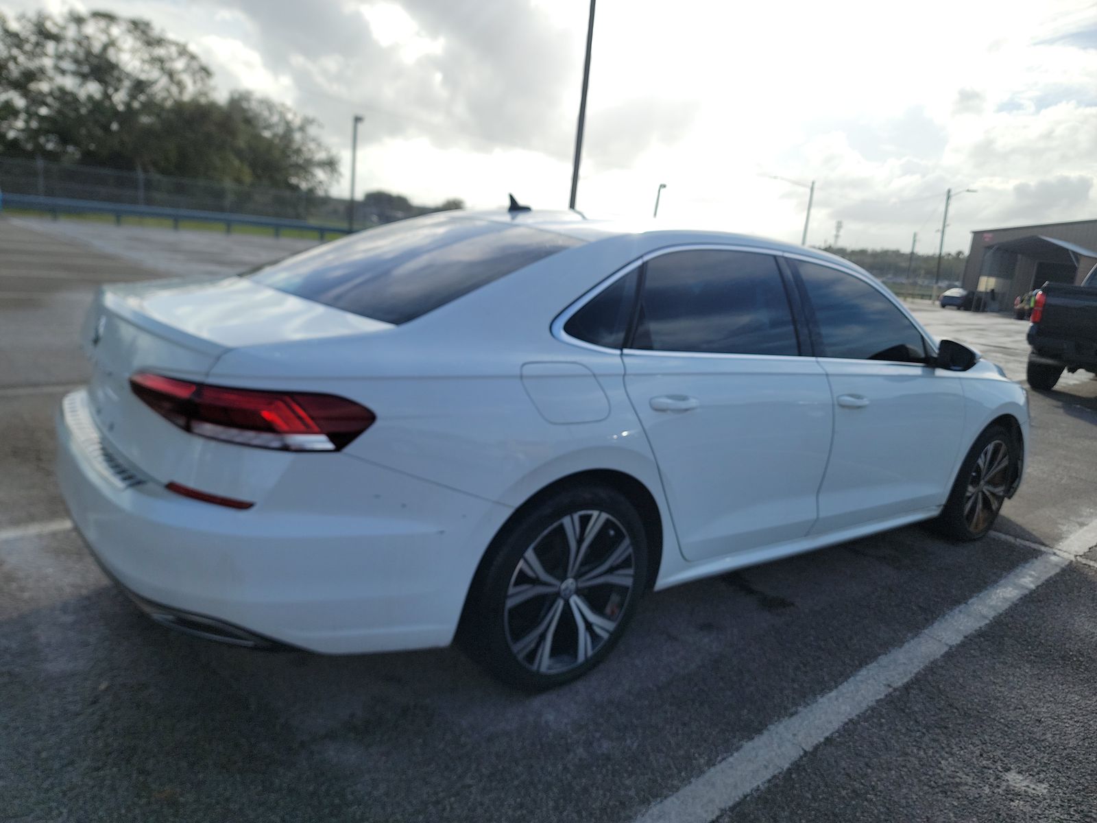 2021 Volkswagen Passat 2.0T SE FWD