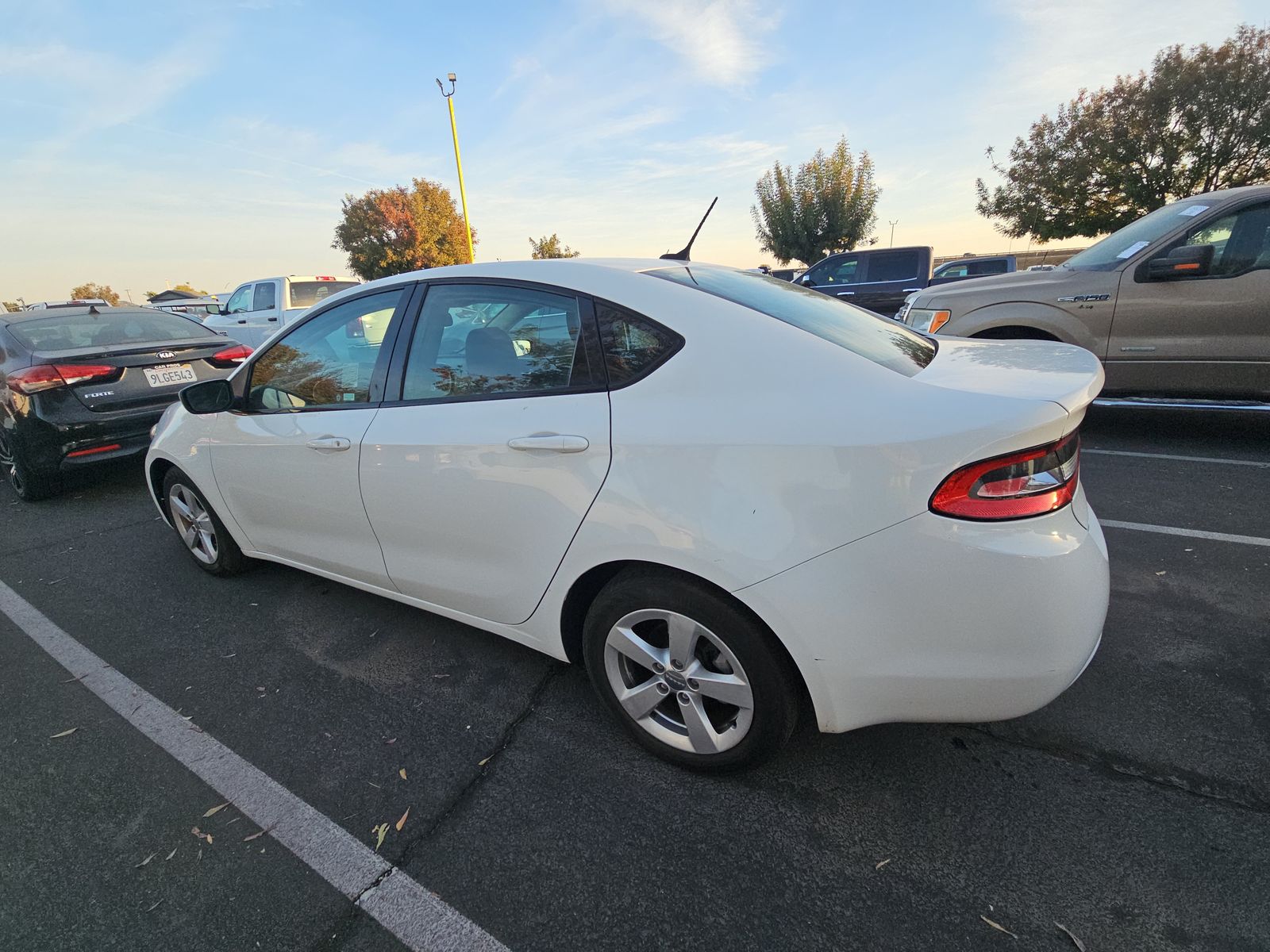 2015 Dodge Dart SXT FWD