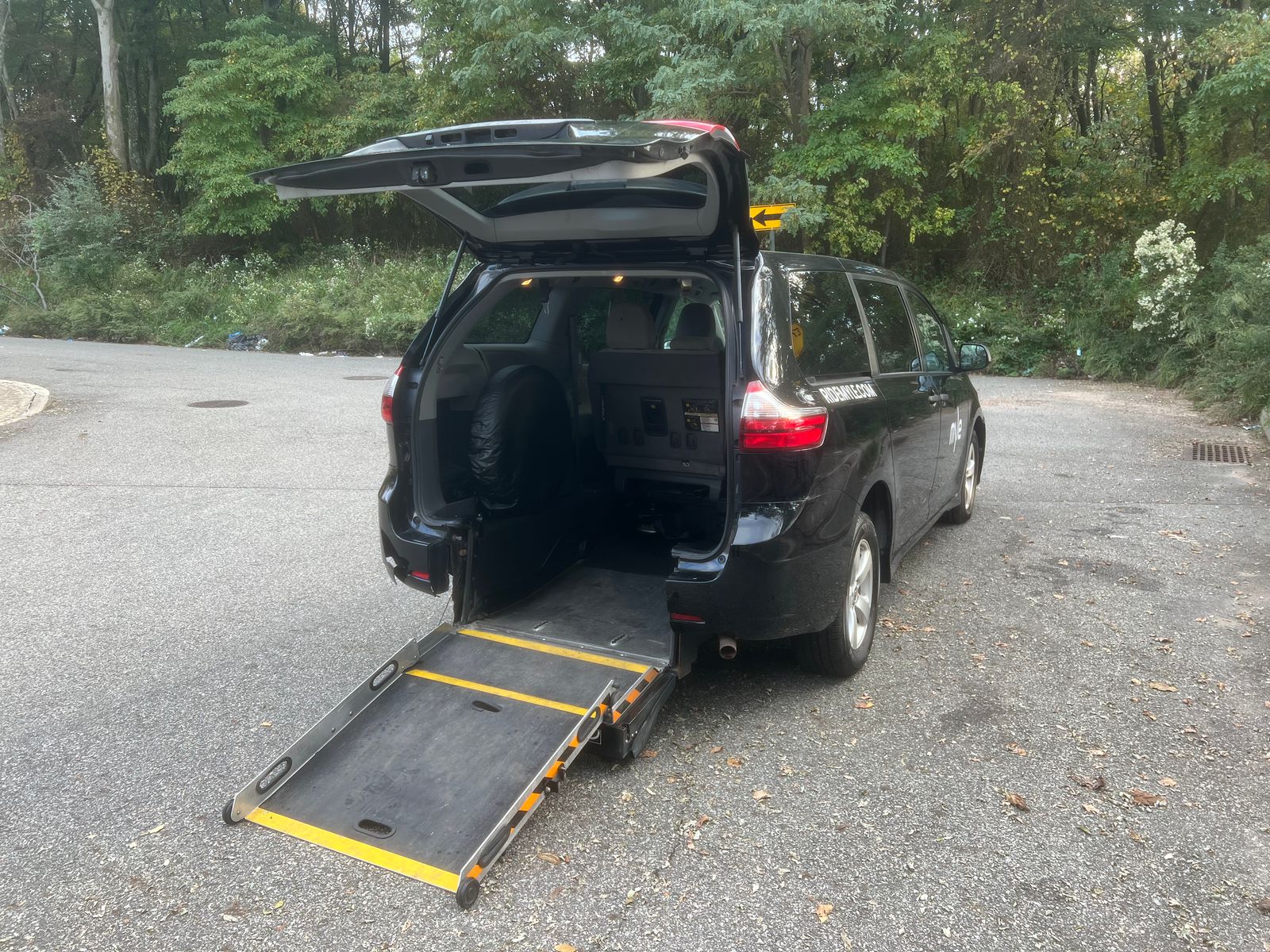 2020 Toyota Sienna L 7-Passenger 119.3