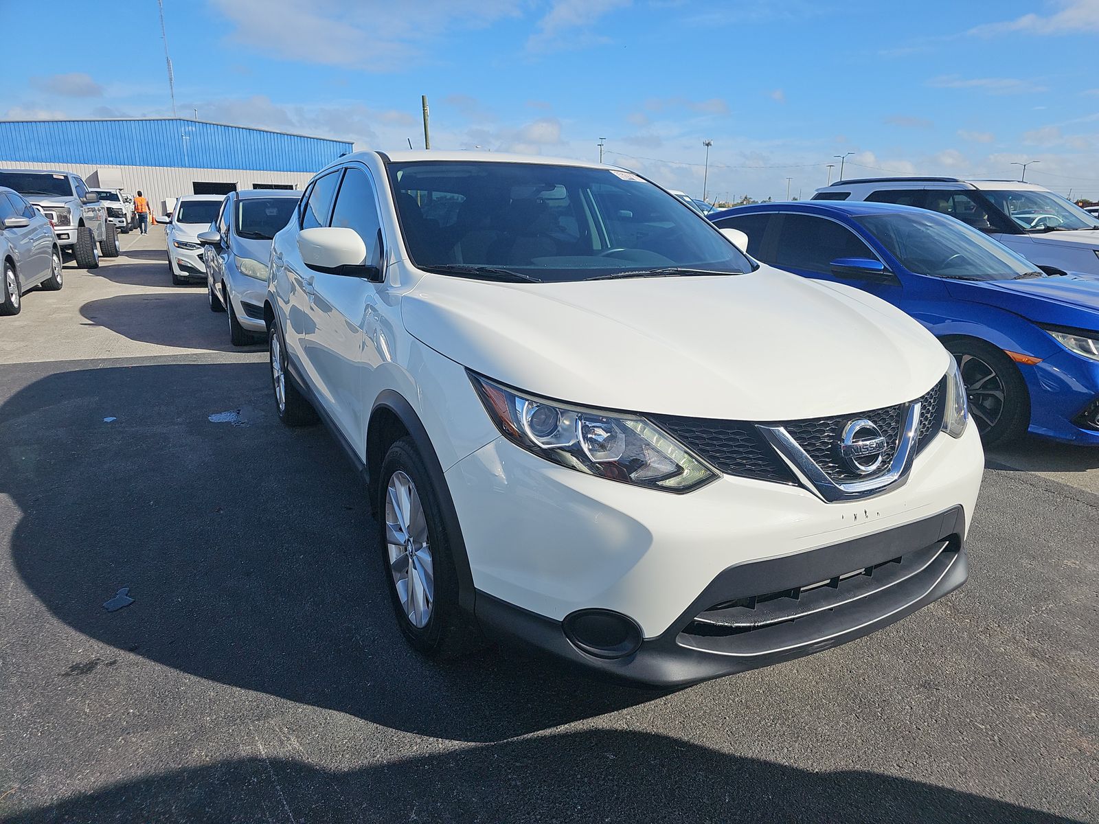 2017 Nissan Rogue Sport S FWD