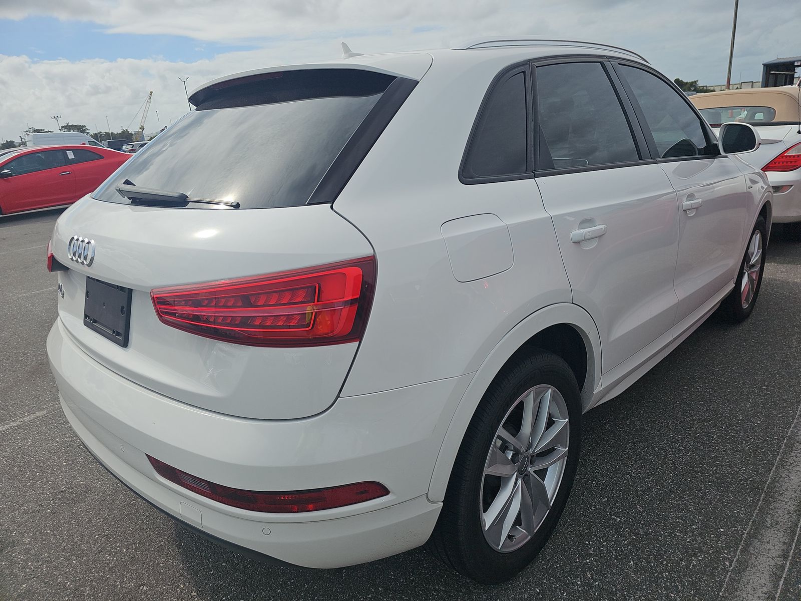 2018 Audi Q3 2.0T Premium FWD