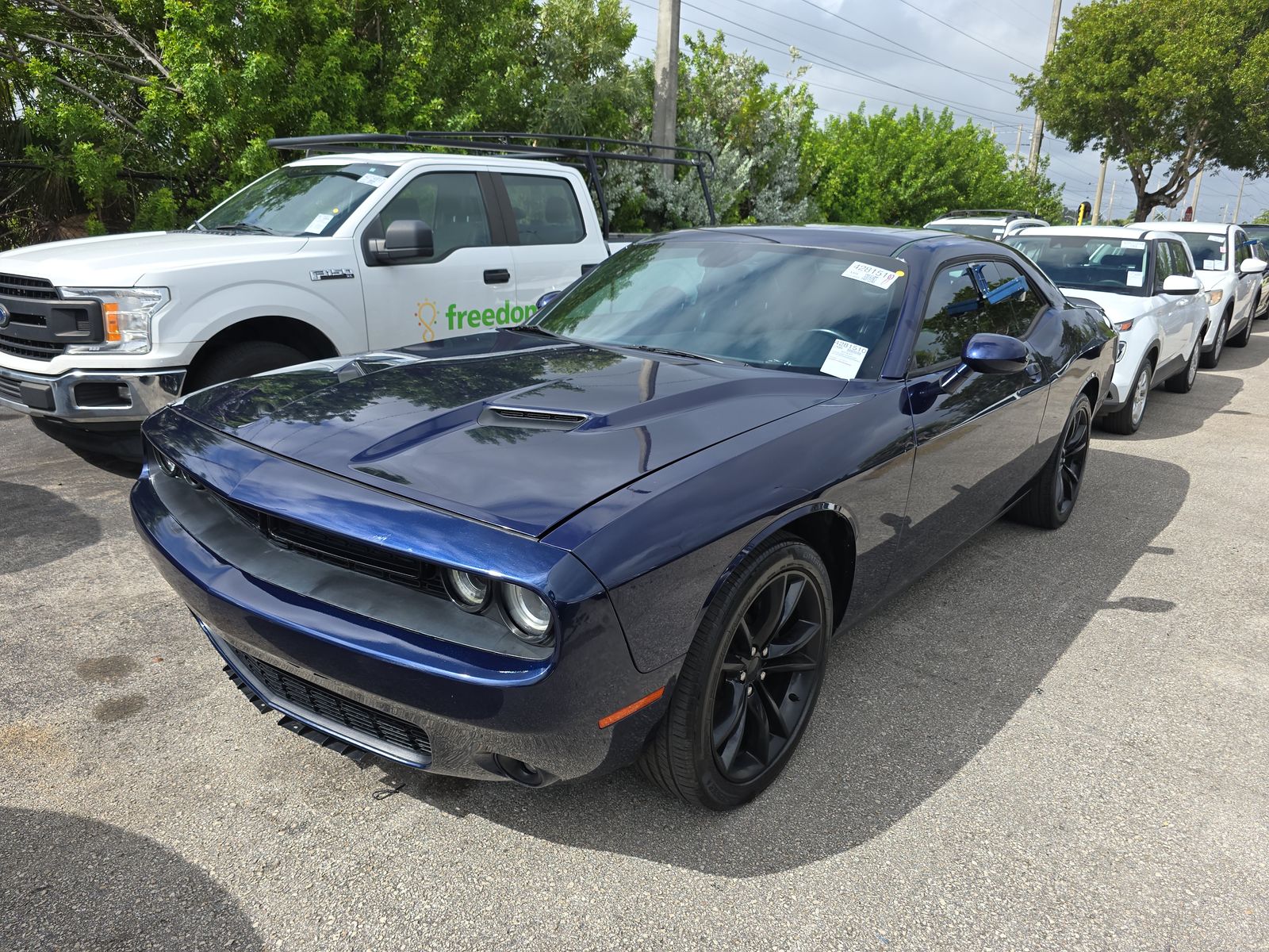 2016 Dodge Challenger SXT Plus
