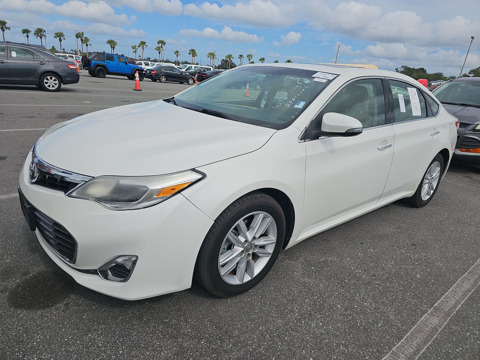2014 Toyota Avalon XLE Premium FWD