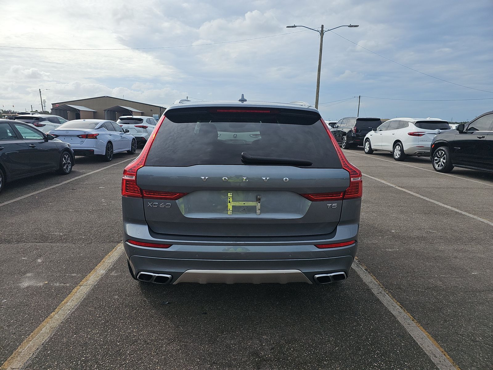 2021 Volvo XC60 T5 Momentum FWD