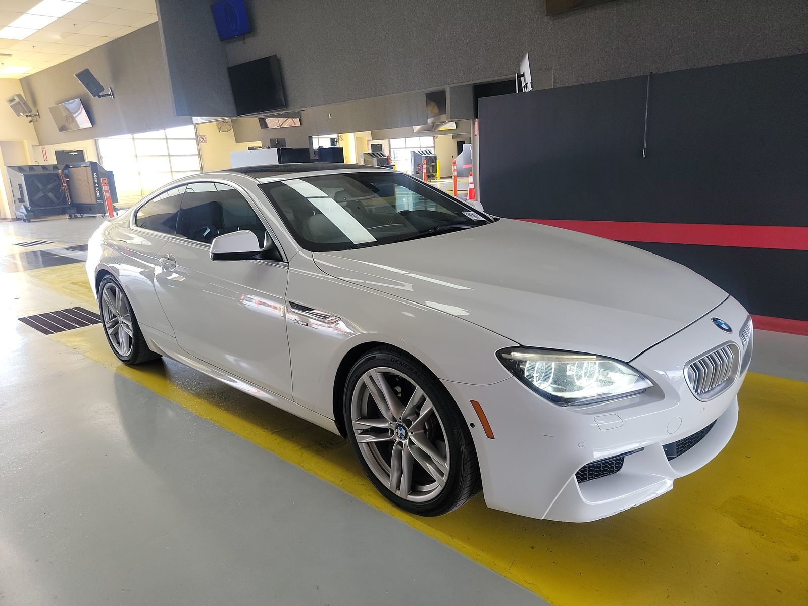 2012 BMW 6 Series 650i xDrive AWD