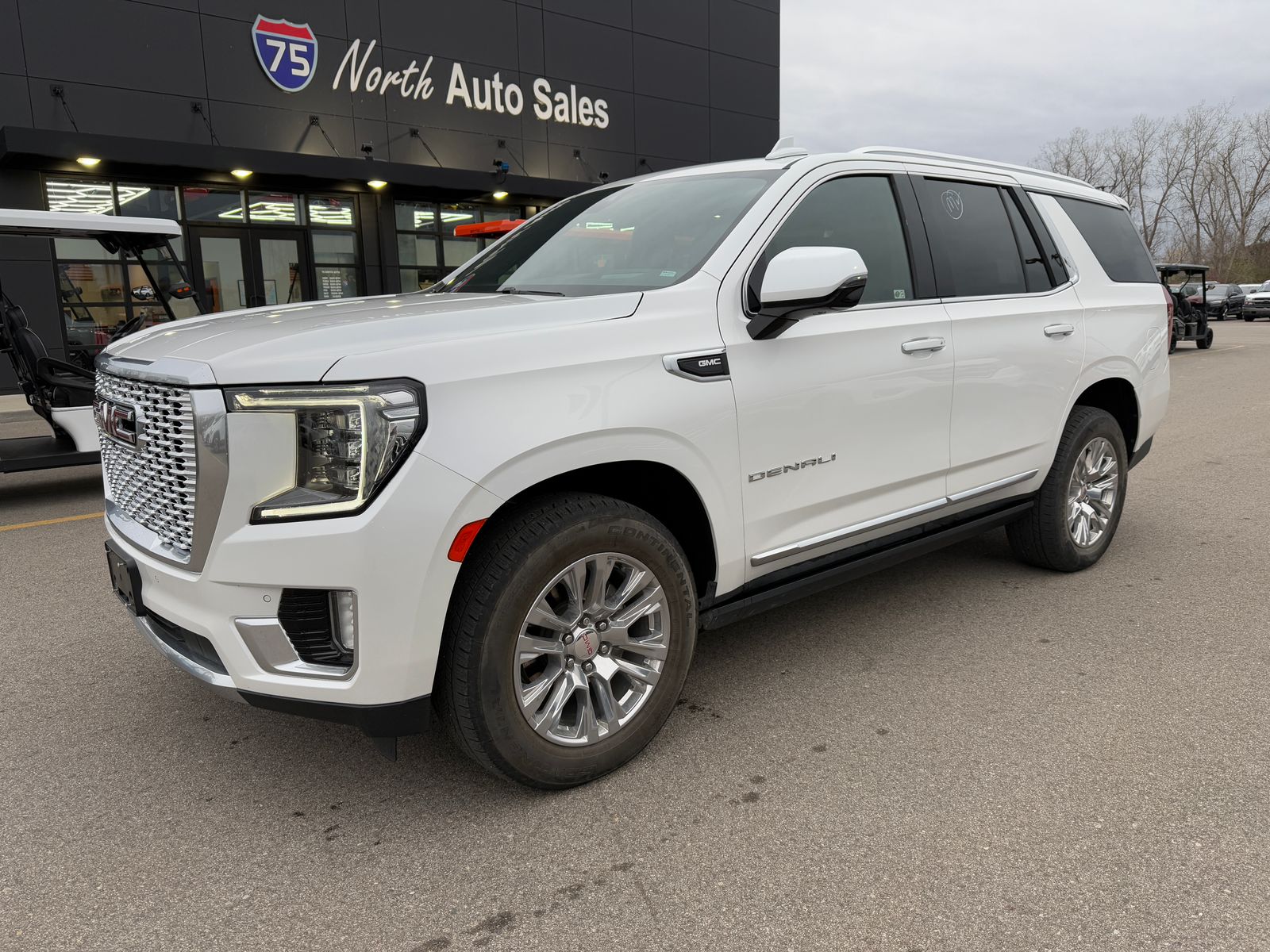 2022 GMC Yukon Denali 5SA