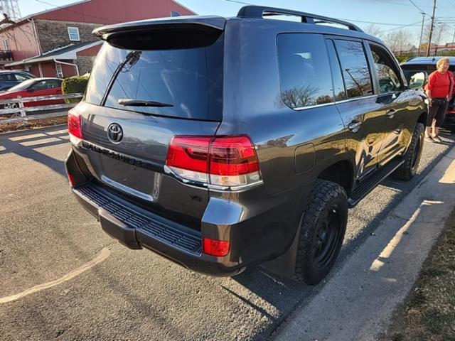 2017 Toyota Land Cruiser Base AWD