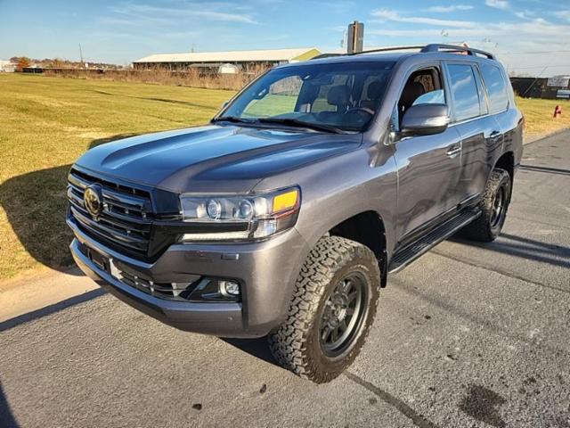 2017 Toyota Land Cruiser Base AWD