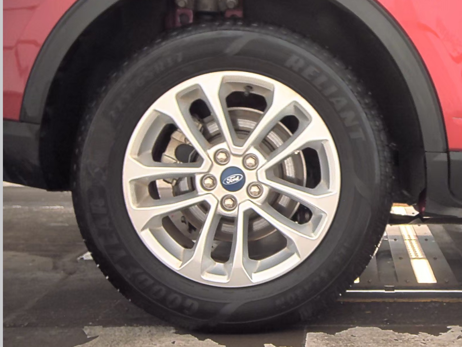 2020 Ford Escape SE FWD