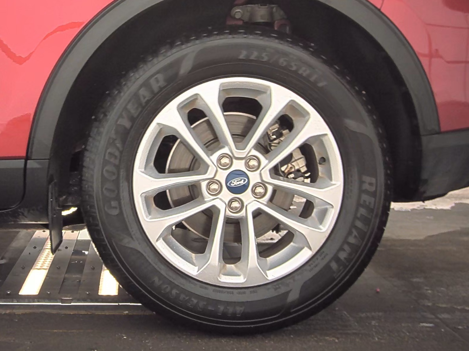 2020 Ford Escape SE FWD