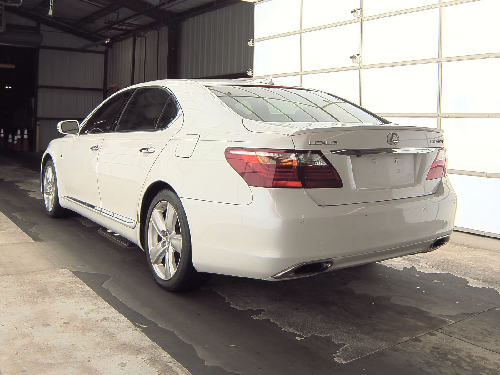 2010 Lexus LS LS 460L RWD