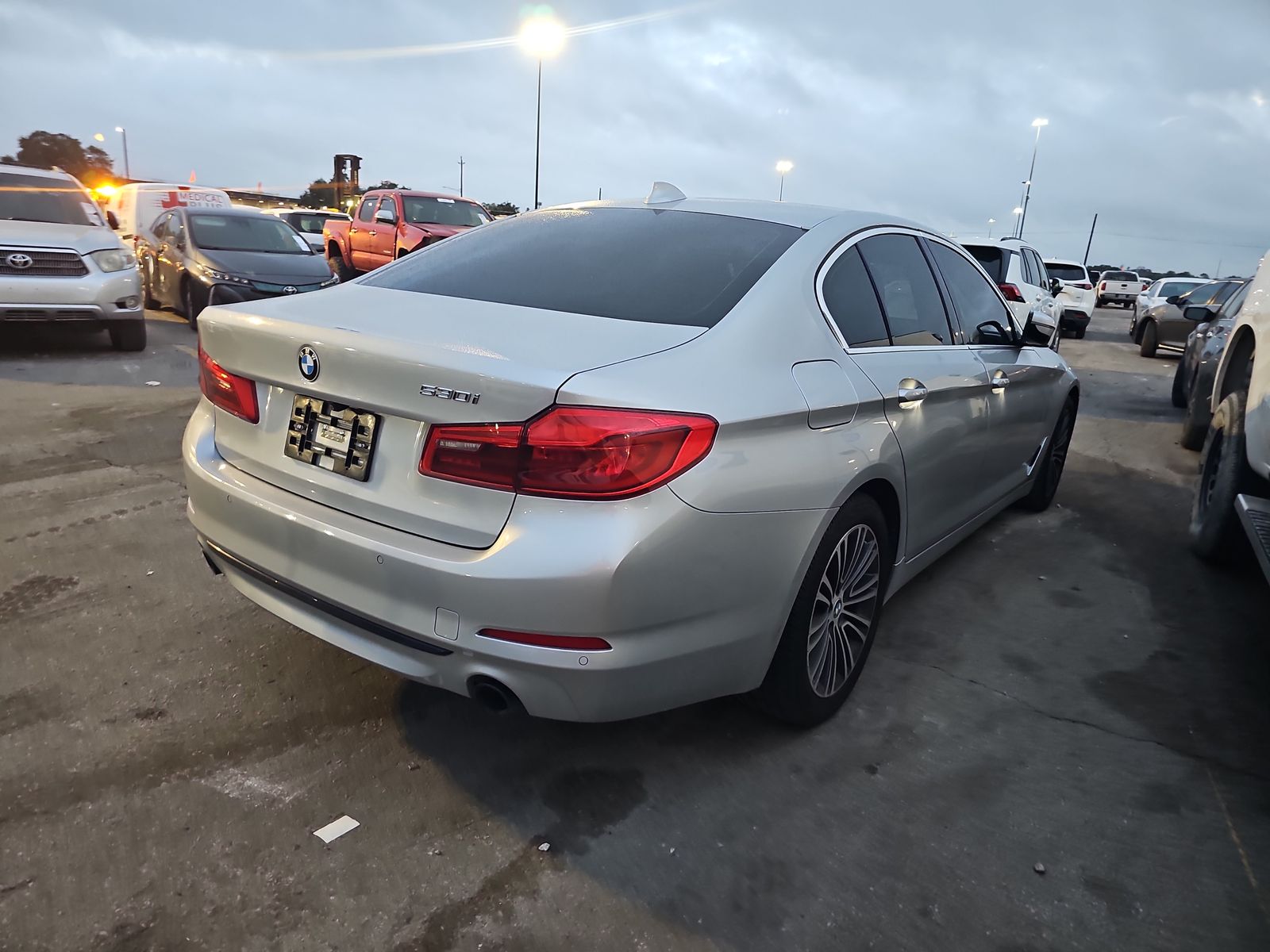 2019 BMW 5 Series 530i RWD