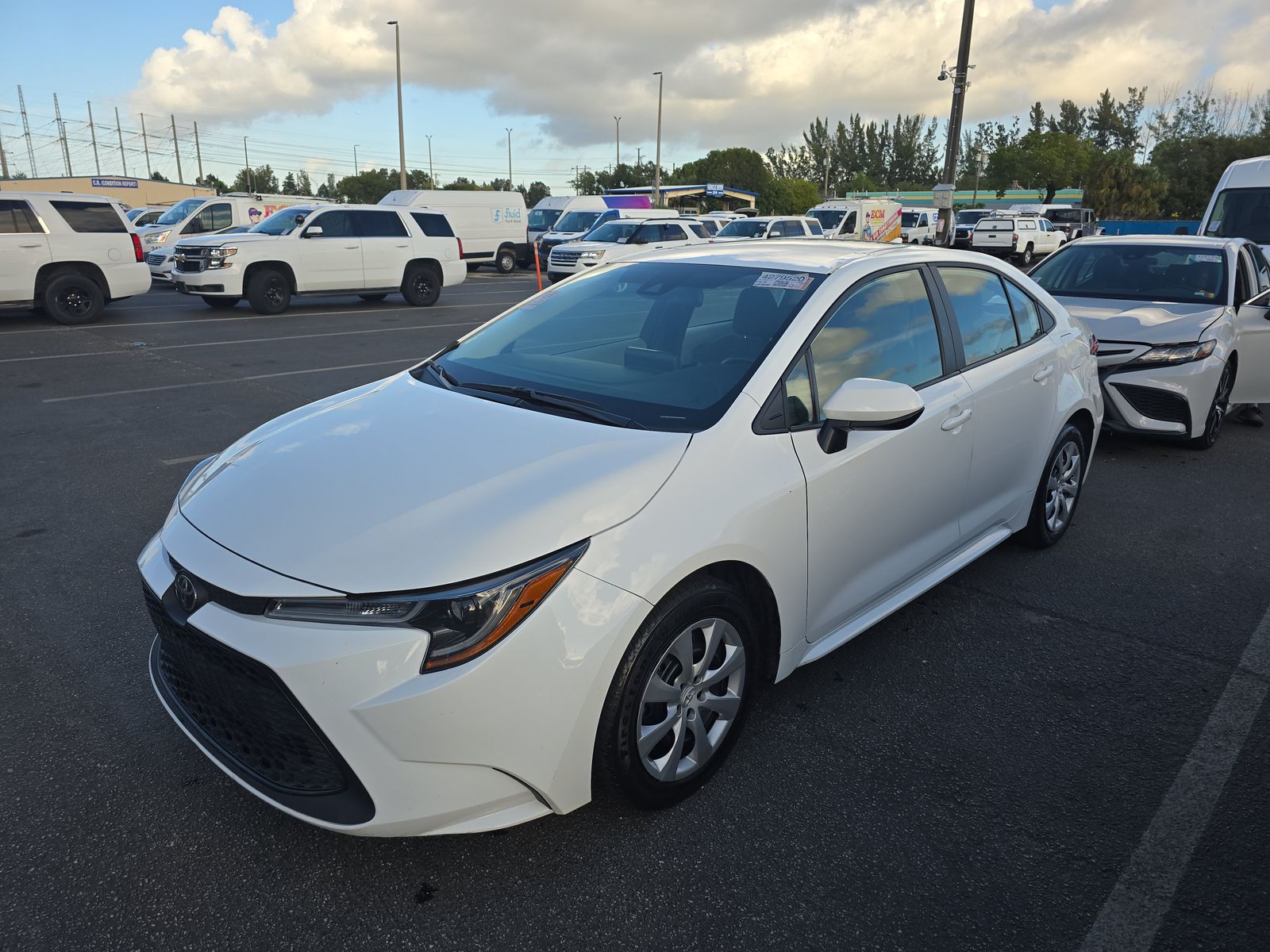 2022 Toyota Corolla LE Sedan