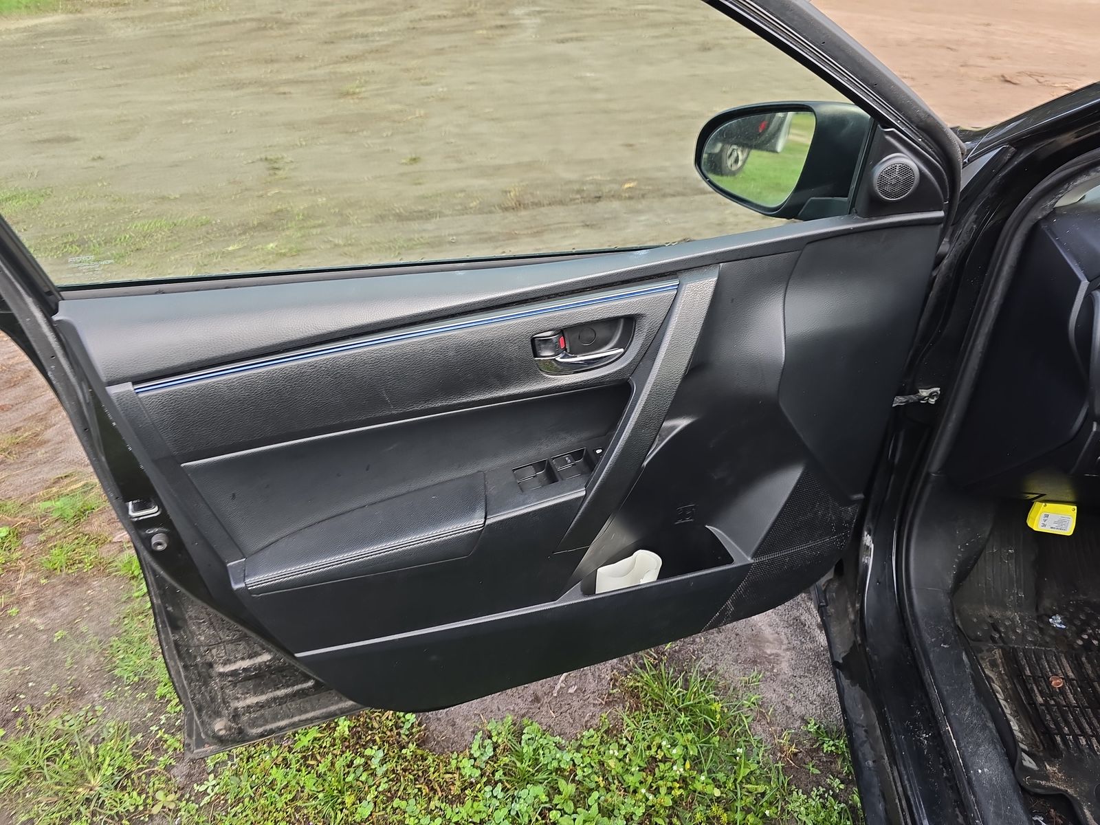 2018 Toyota Corolla SE FWD