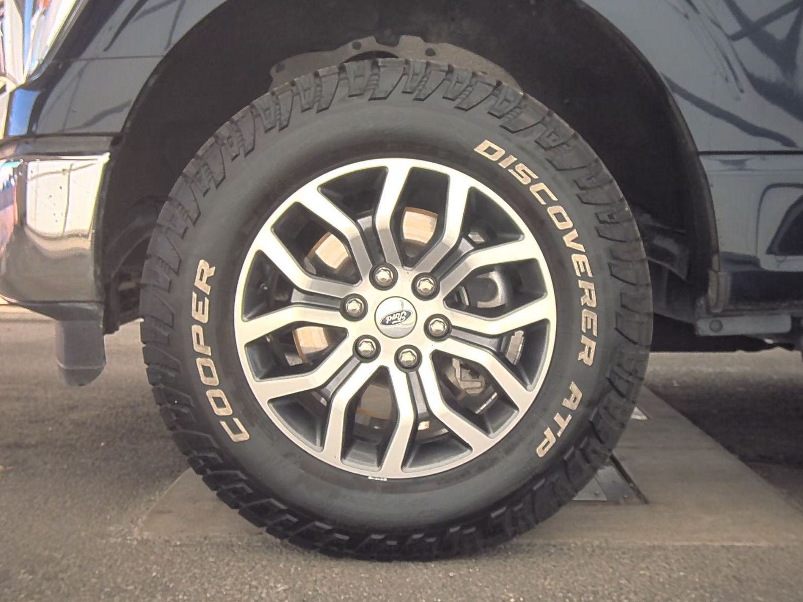 2022 Ford F-150 Lariat AWD