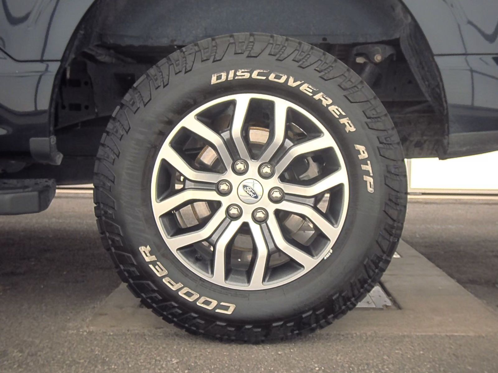 2022 Ford F-150 Lariat AWD