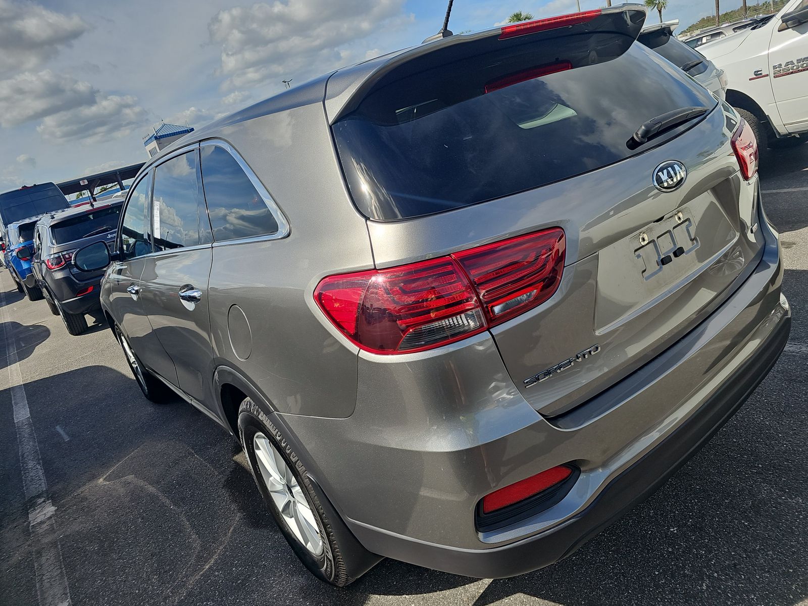 2019 Kia Sorento L FWD