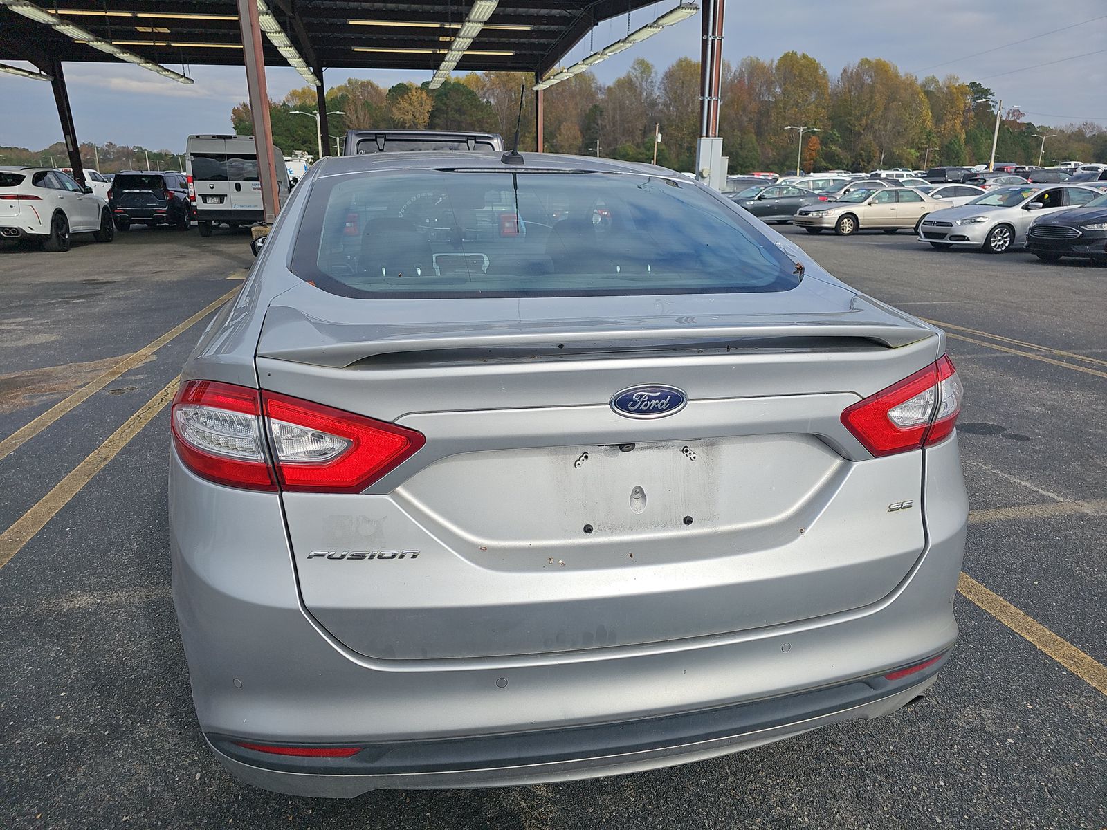 2016 Ford Fusion SE FWD