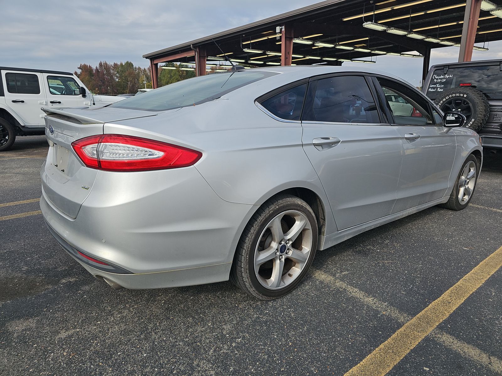 2016 Ford Fusion SE FWD