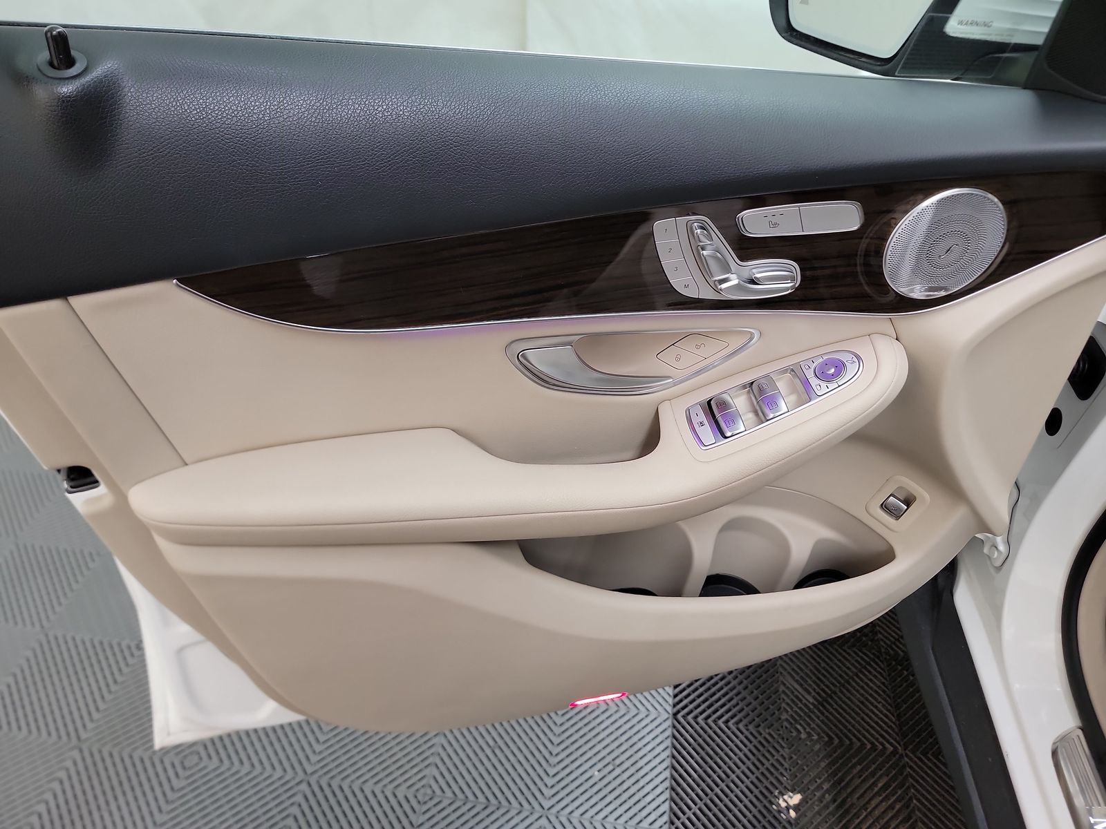 2021 Mercedes-Benz GLC GLC 300 RWD