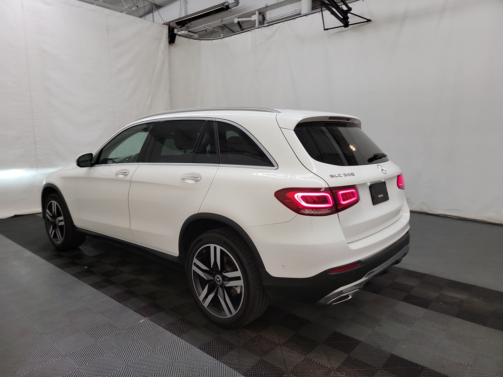 2021 Mercedes-Benz GLC GLC 300 RWD