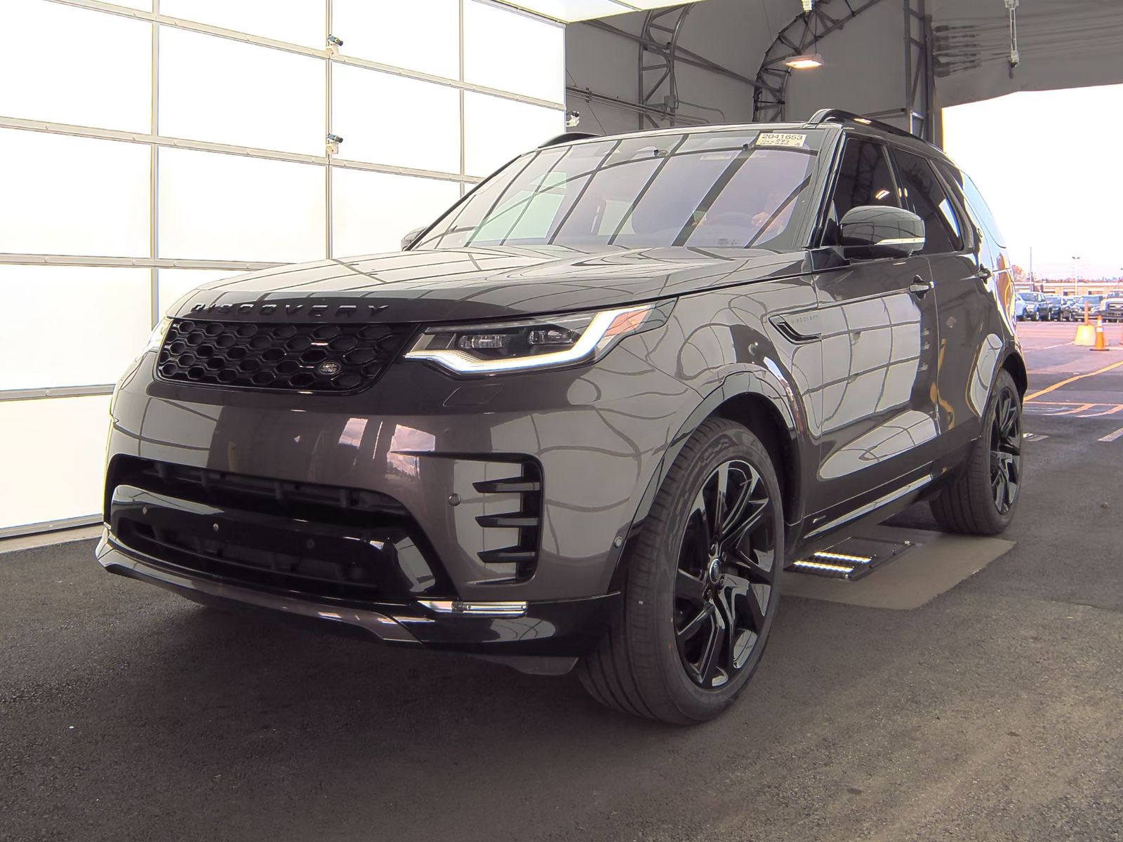 2021 Land Rover Discovery S R-Dynamic