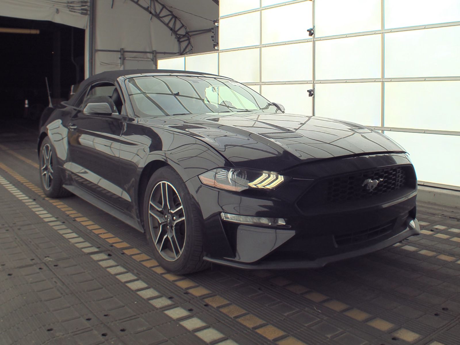 2020 Ford Mustang EcoBoost Premium RWD
