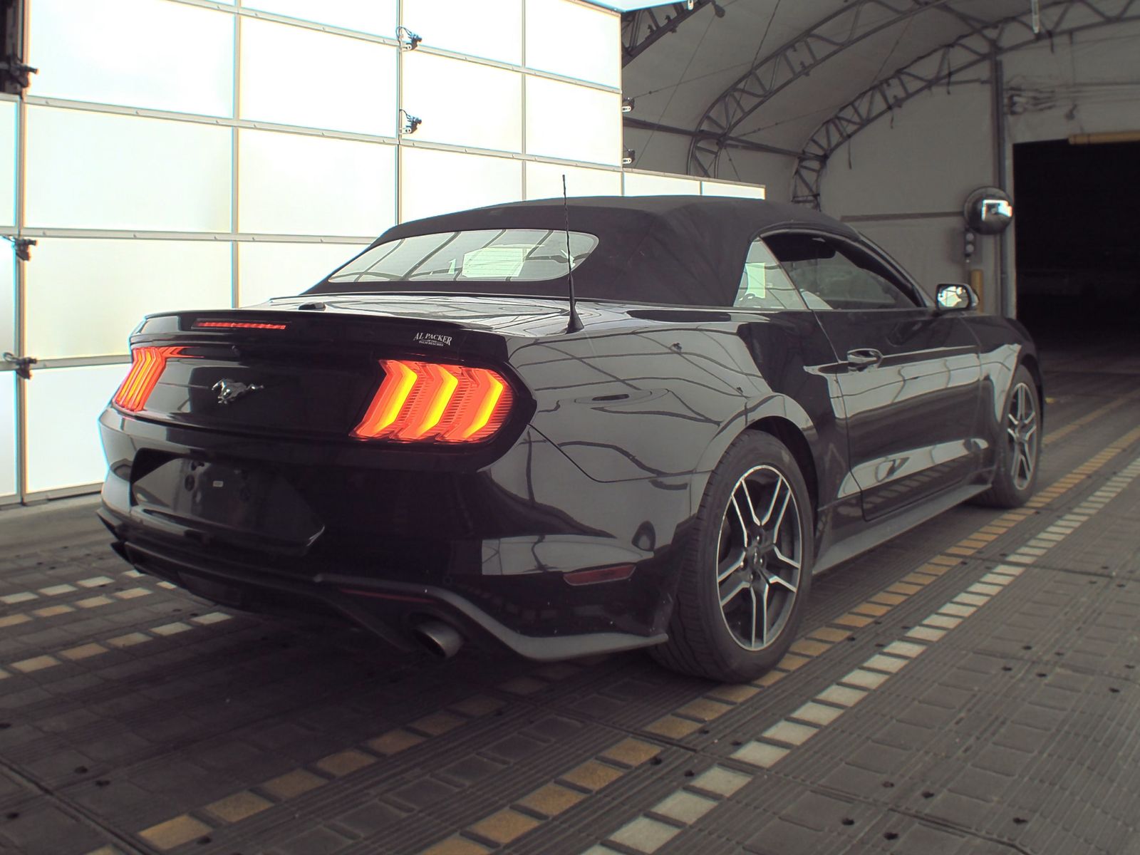 2020 Ford Mustang EcoBoost Premium RWD