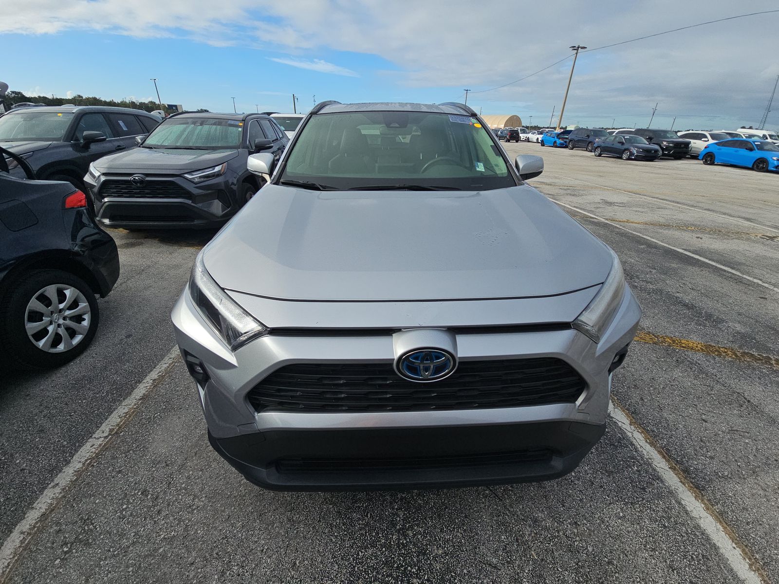 2022 Toyota RAV4 Hybrid XLE Premium AWD