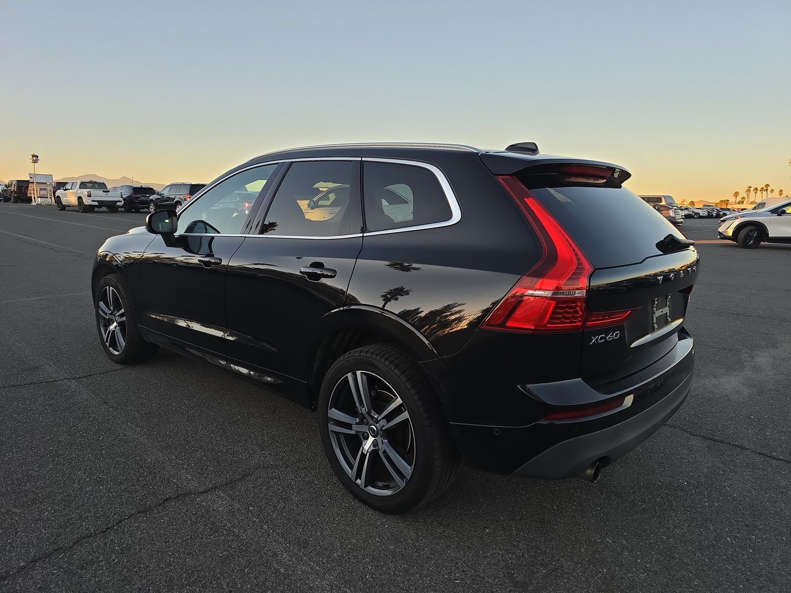 2019 Volvo XC60 T5 Momentum AWD