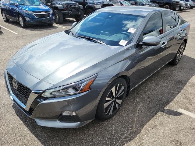 2021 Nissan Altima SV