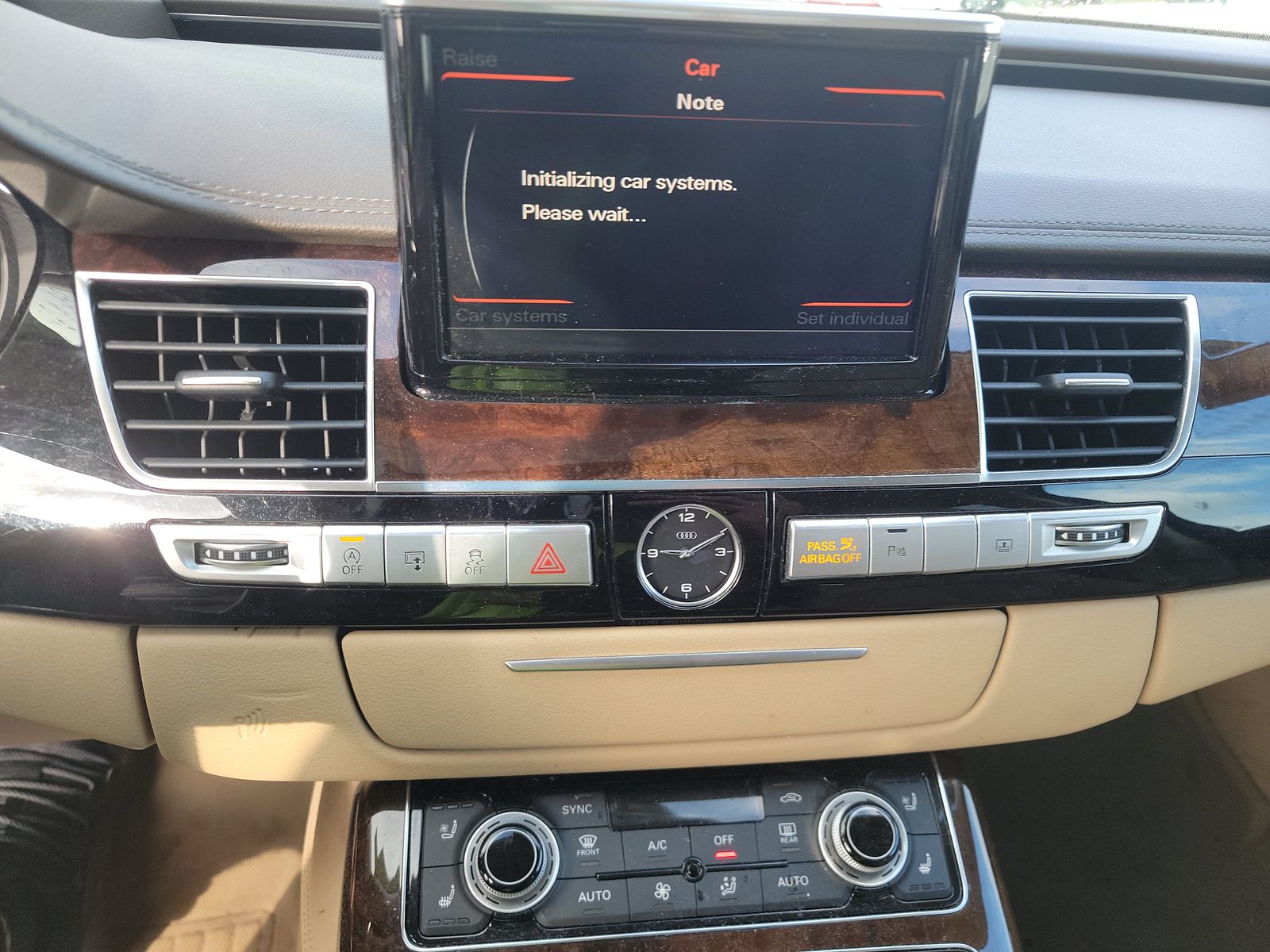 2015 Audi A8 L 4.0T AWD