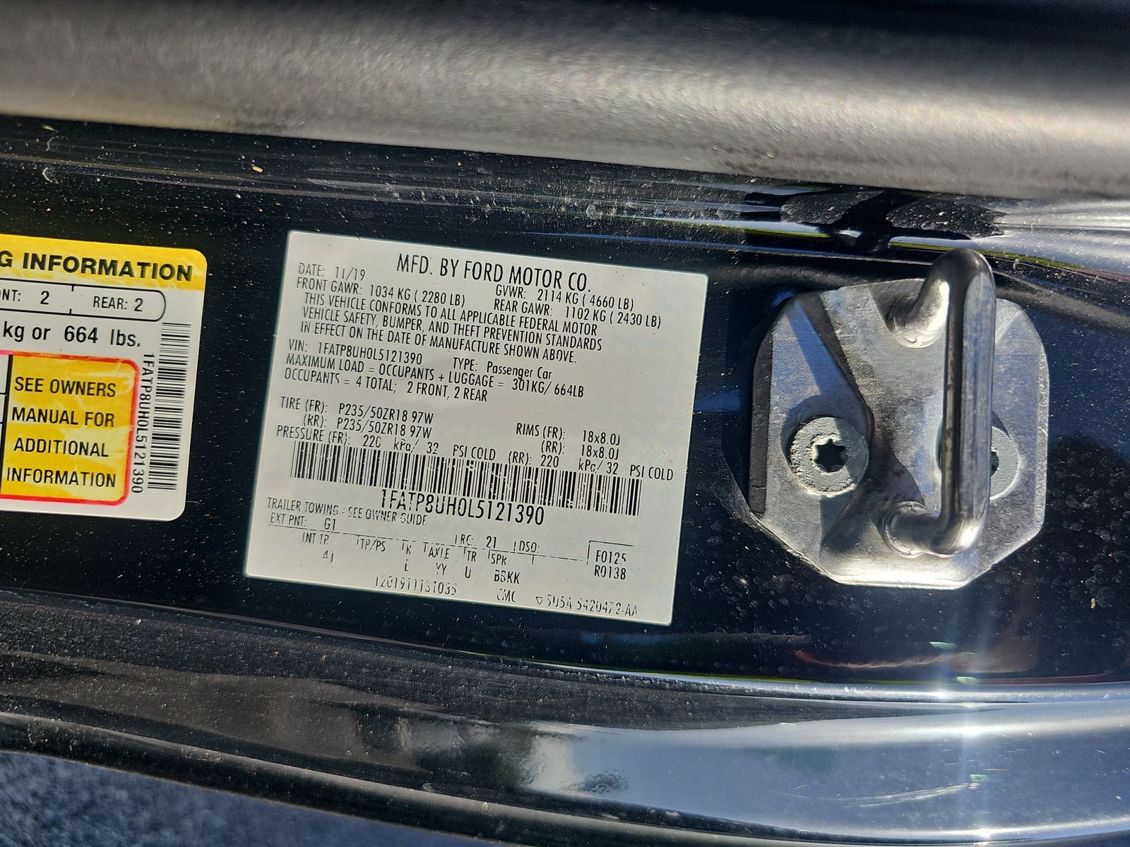 2020 Ford Mustang EcoBoost Premium RWD