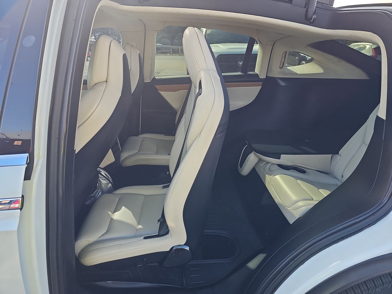 2018 Tesla Model X 75D AWD