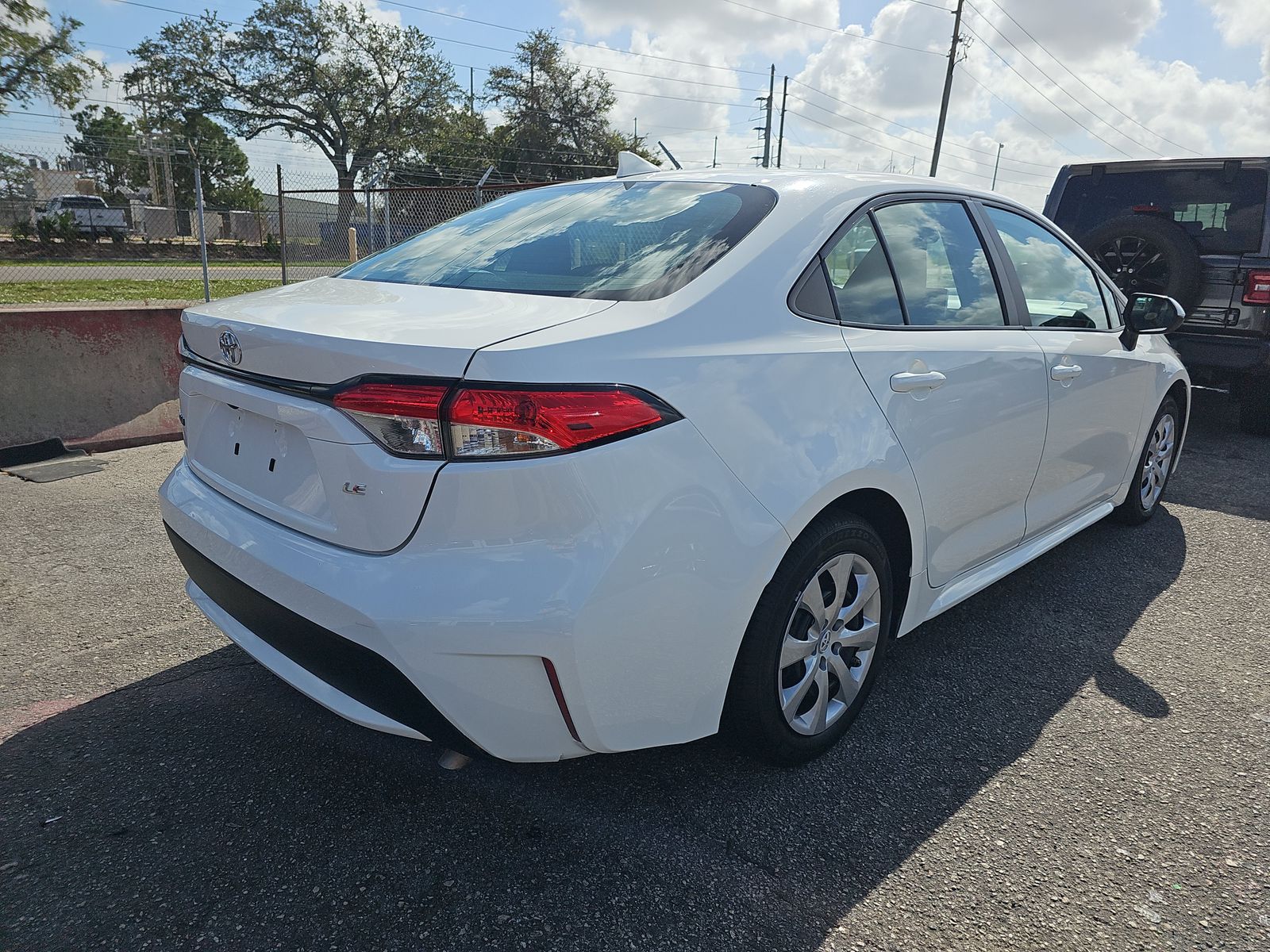 2021 Toyota Corolla LE FWD