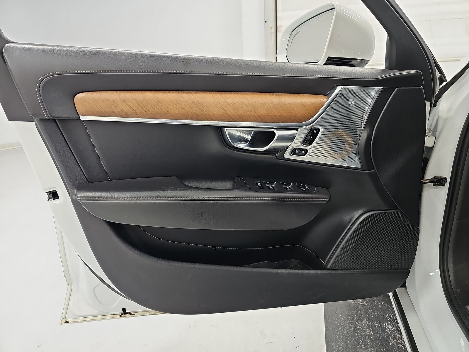 2017 Volvo S90 T6 Inscription AWD