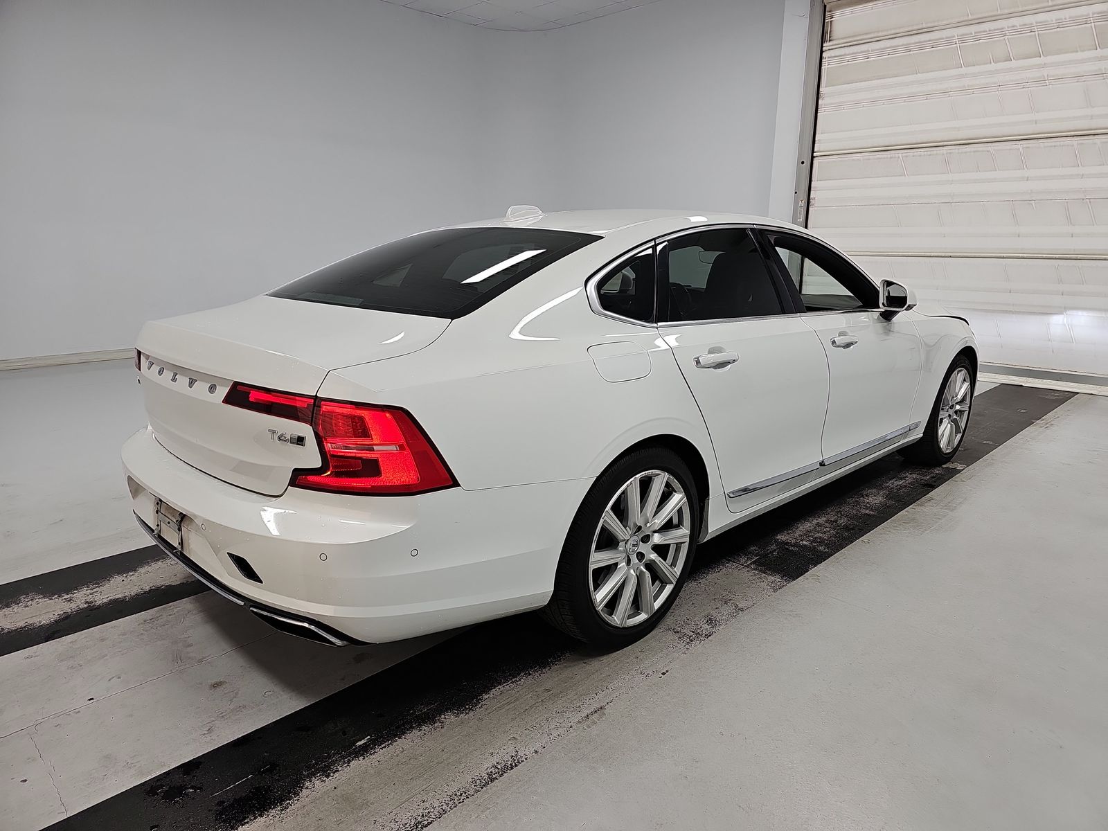 2017 Volvo S90 T6 Inscription AWD