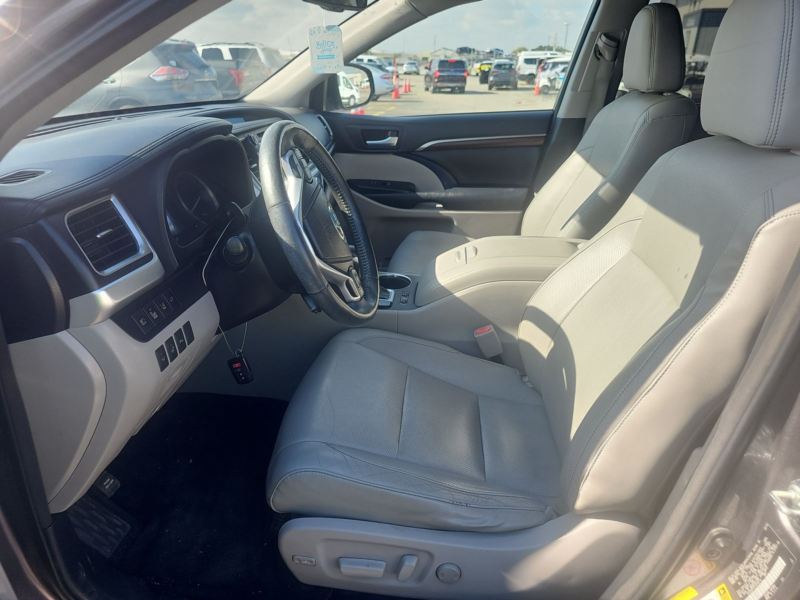 2014 Toyota Highlander Limited Platinum FWD