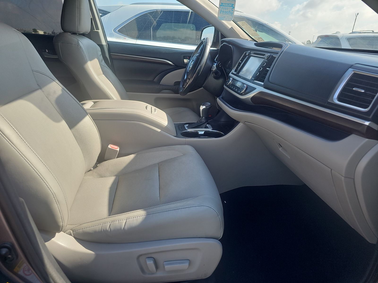 2014 Toyota Highlander Limited Platinum FWD