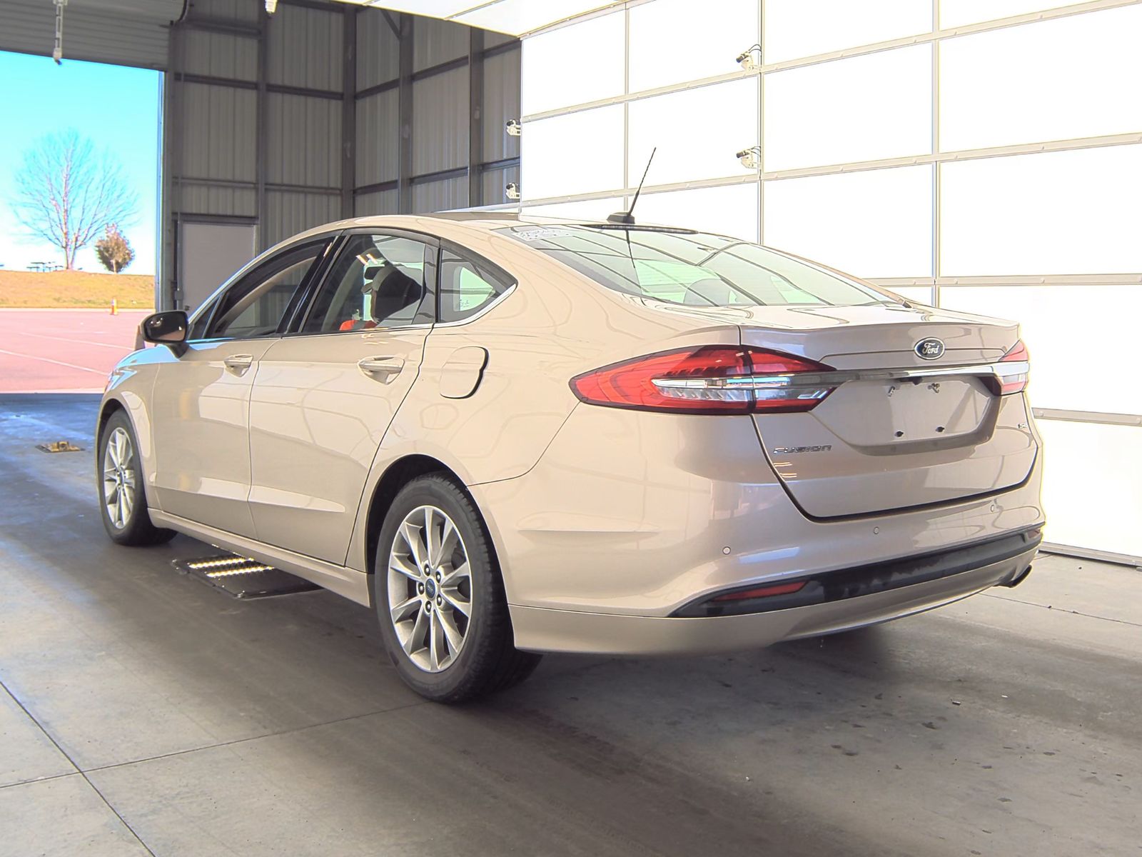 2017 Ford Fusion SE FWD