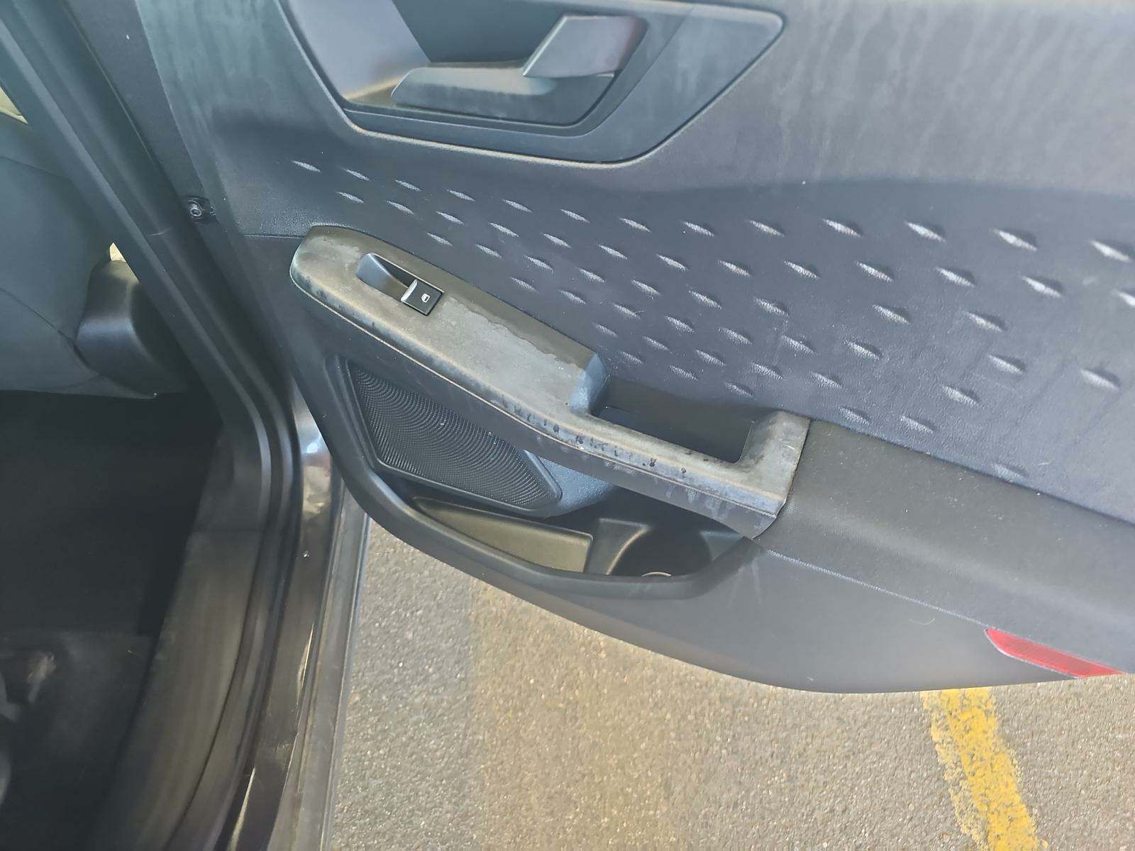 2020 Ford Escape S FWD