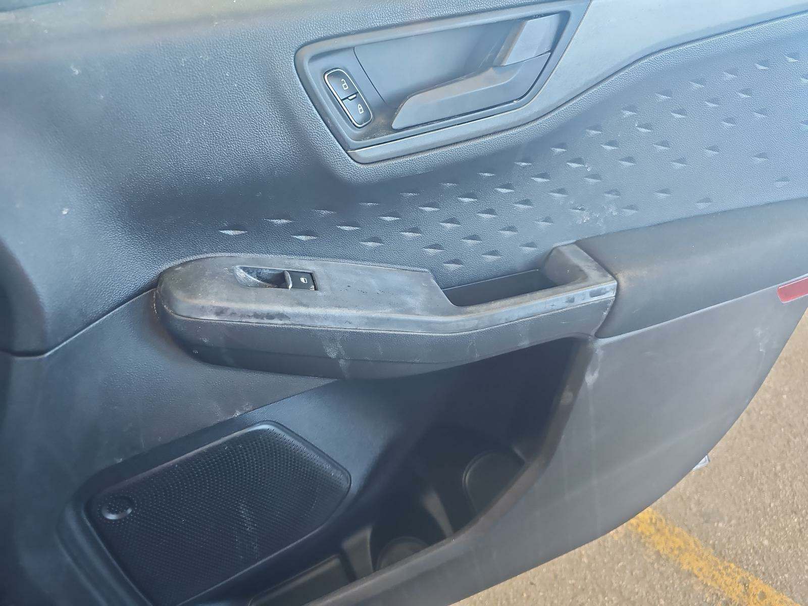 2020 Ford Escape S FWD