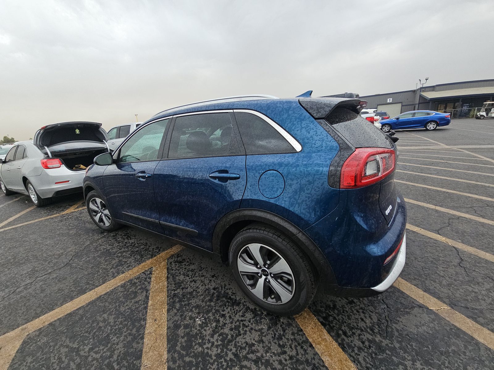 2017 Kia Niro LX FWD