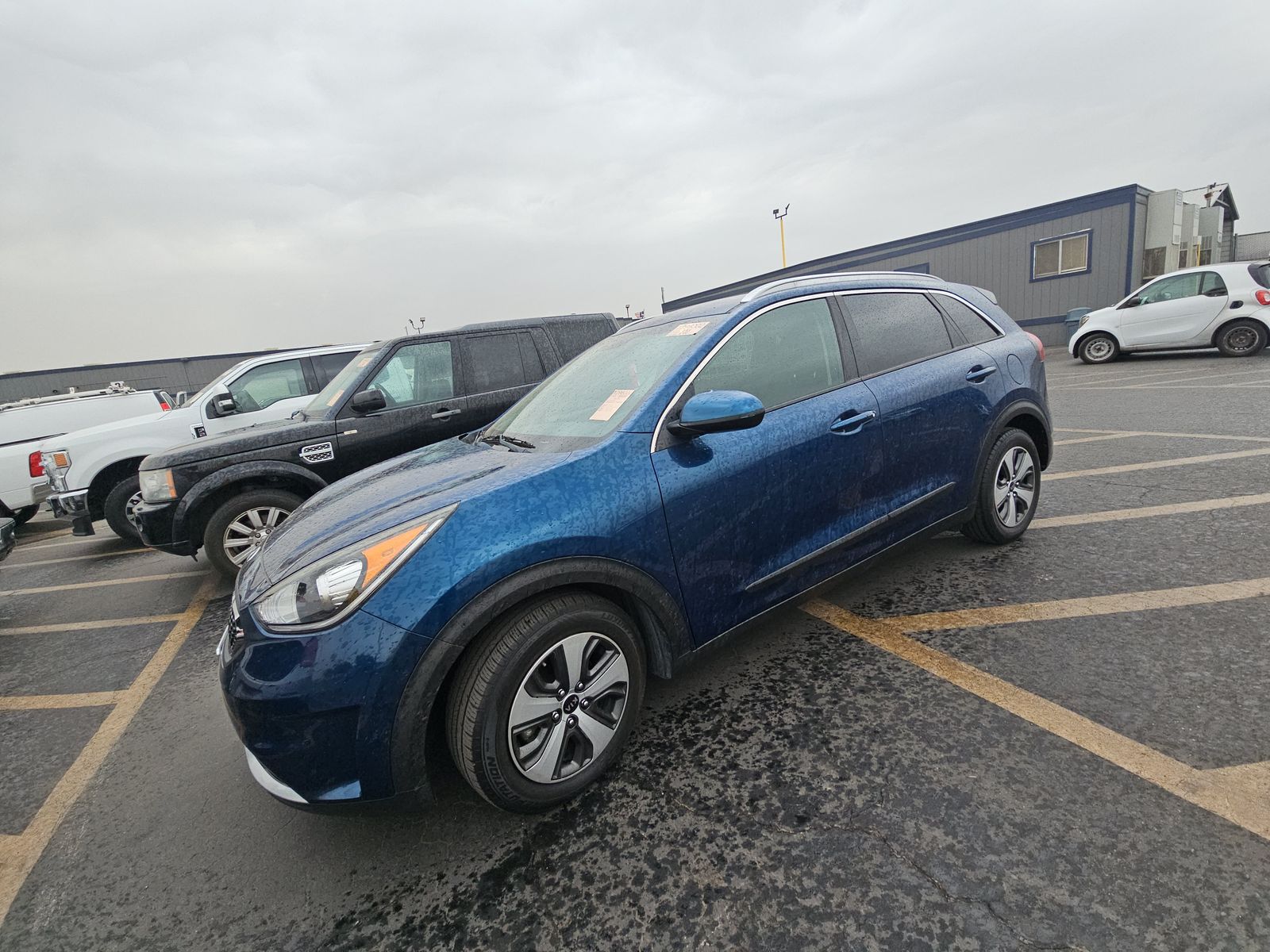 2017 Kia Niro LX FWD