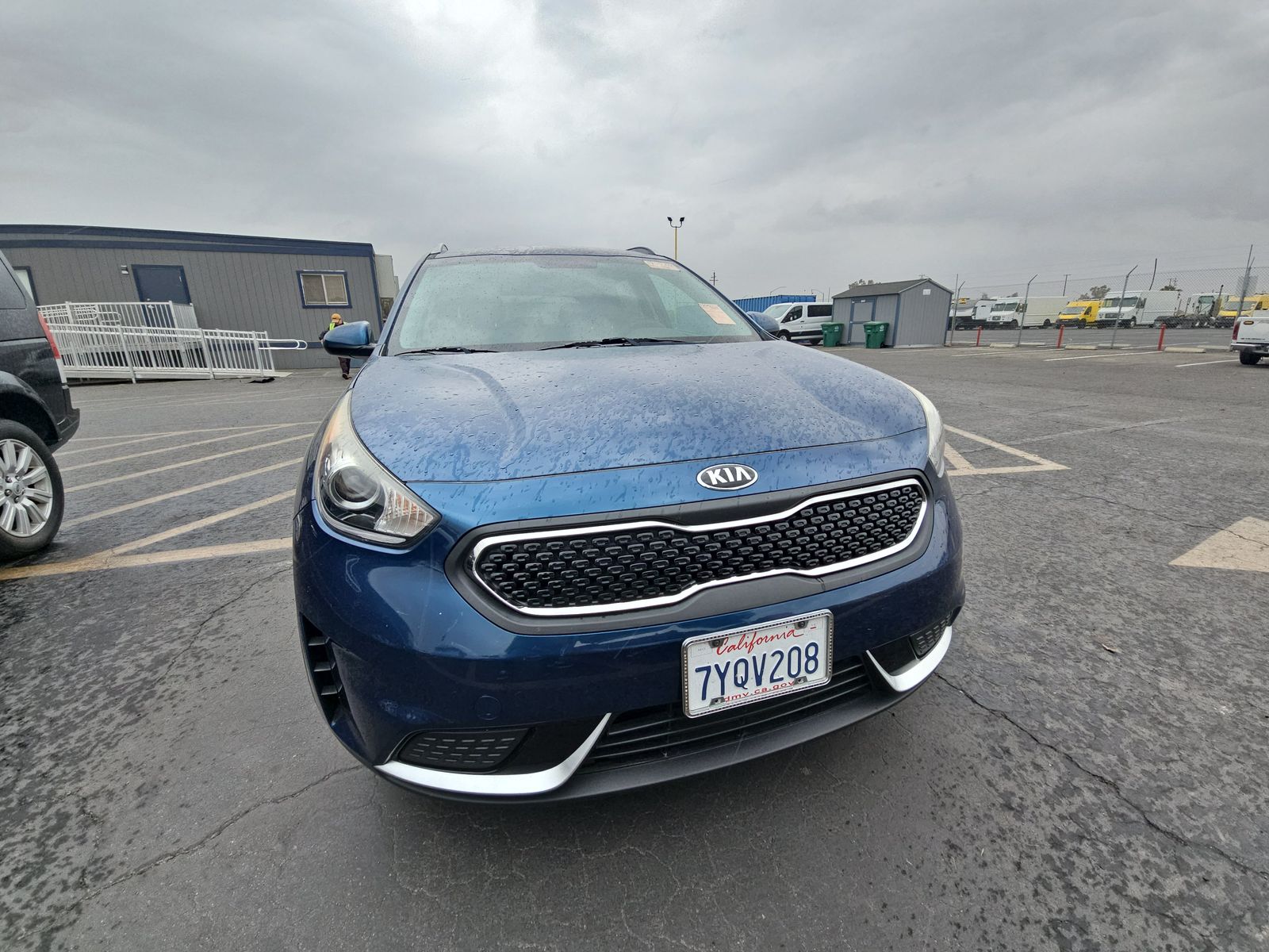 2017 Kia Niro LX FWD