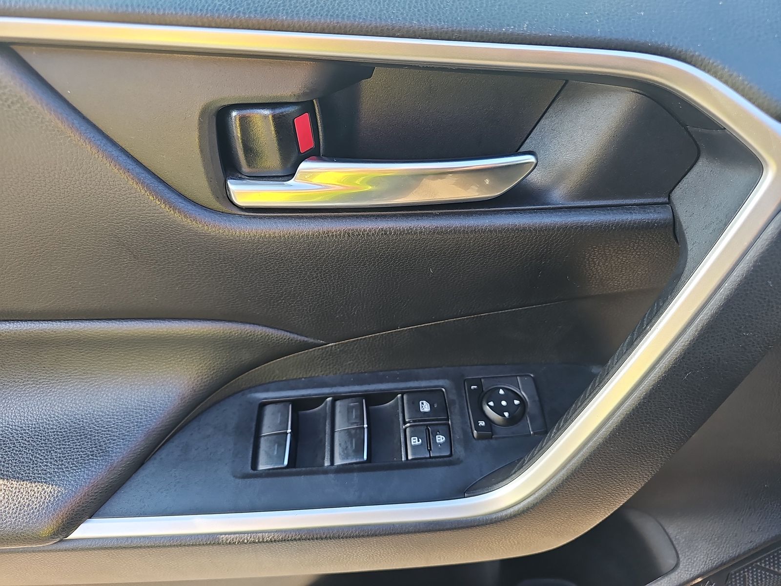 2022 Toyota RAV4 XLE AWD